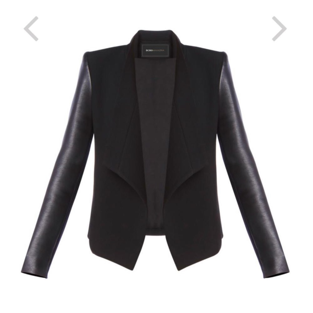 Blazer with leather on the sleeves